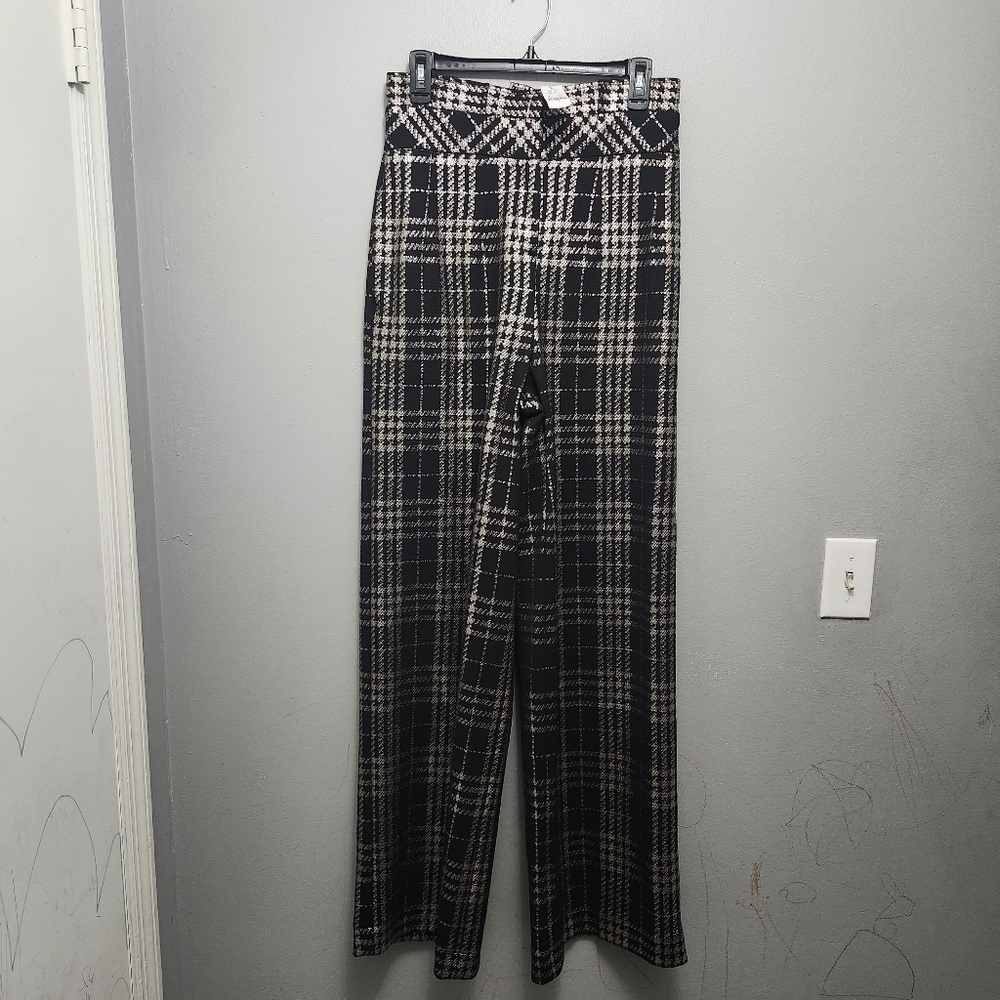 7th Avenue women's high rise wide legs pants size 4 plaid black metallic…